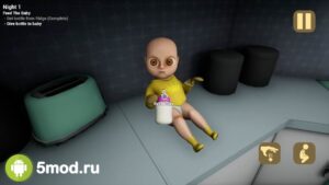 Младенчик в желтом