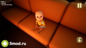 Младенчик в желтом